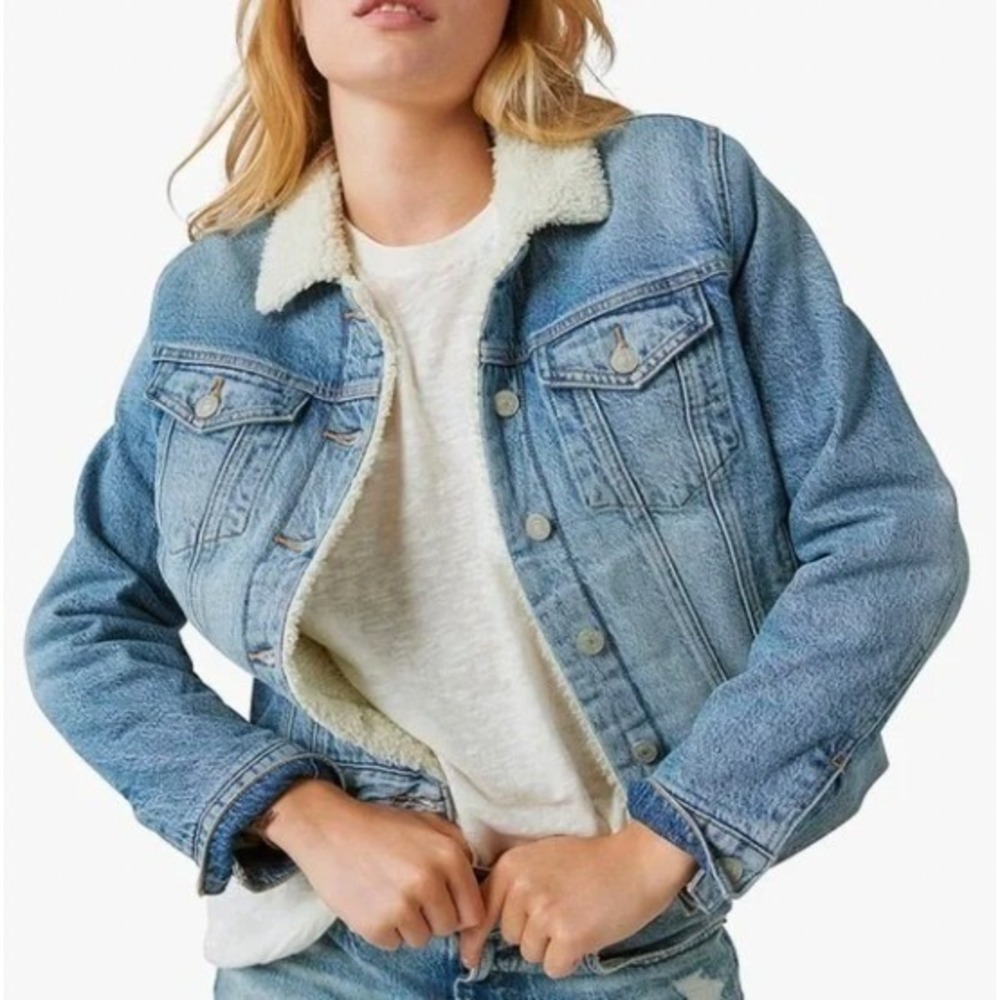 Lucky Brand Sherpa Trucker Jacket Women Med Blue Denim Cotton Lined MSRP$149 - Picture 2 of 8